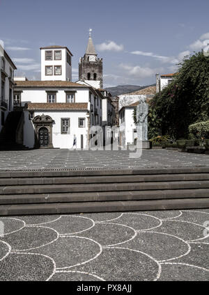 Funchal, centre-ville, décorées de pavage de galets, le Portugal, Madère Banque D'Images