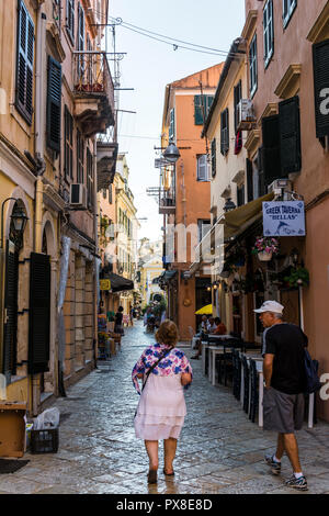 L'île de Corfou, Grèce - 25 août 2018 : Ruelle de la vieille ville de Corfou, Grèce Banque D'Images