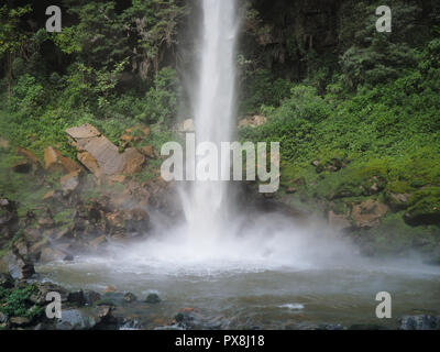 Yumbilla cascade, Chachapoyas, Pérou Banque D'Images