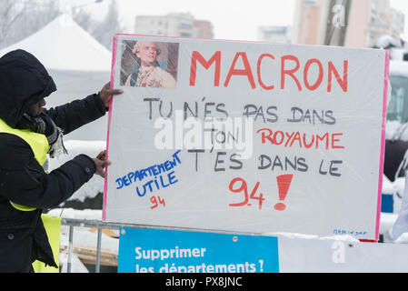 Créteil : contre la disparition du département de val-de-marne et de ses services publics locaux Banque D'Images