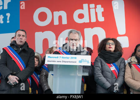 Créteil : contre la disparition du département de val-de-marne et de ses services publics locaux Banque D'Images