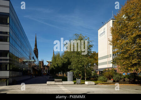 L'Université de Coventry le moyeu et George Eliot bâtiment dans le centre-ville de Coventry, Royaume-Uni Banque D'Images