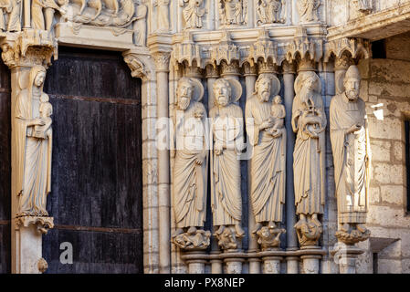 Détails de l'extérieur de la cathédrale de Notre Dame, France Banque D'Images
