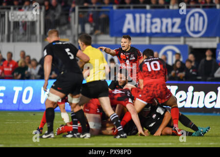 Toby Arnold de Lyon crie des instructions à l'équipe au cours de la Coupe des Champions d'Europe de Rugby, 2 Ronde, piscine 3 Correspondance entre les Saracens et Lyon à l'Allianz Park le samedi 20 octobre 2018. Londres en Angleterre. (Usage éditorial uniquement, licence requise pour un usage commercial. Aucune utilisation de pari, de jeux ou d'un seul club/ligue/dvd publications.) Banque D'Images