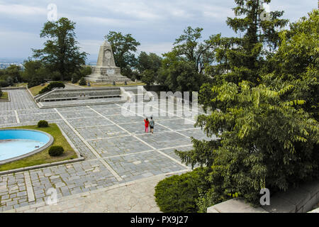 PLOVDIV, BULGARIE 11 juin 2017 : le monument à l'empereur Alexandre II à Bunardzhik tepe hill (colline de libertadors) dans la ville de Plovdiv, Bulgarie Banque D'Images