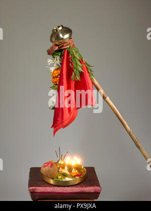 Une nature morte montrant les objets UTILISÉS PENDANT LA CÉLÉBRATION DE GUDI PADWA, Mumbai, Maharashtra, Inde Banque D'Images