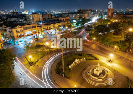 Rond-point du centre de La Havane de nuit vu de dessus Banque D'Images