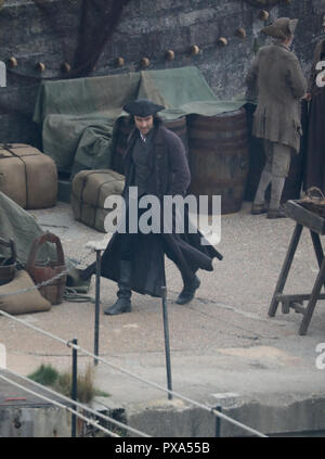 Tournage de la dernière série de Poldark, Aiden promenades autour de l'ensemble dans le port avec : Aidan Turner Où : St Austell, Royaume-Uni Quand : 19 Sep 2018 Crédit : David Sims/WENN.com Banque D'Images