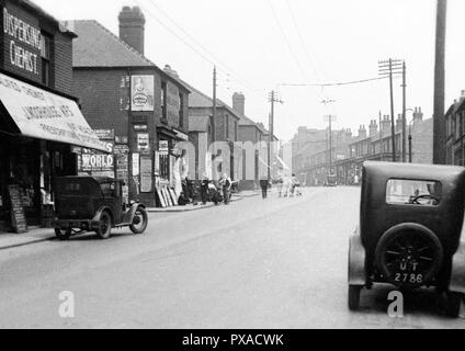 Doncaster Road, Denaby main début des années 1900 Banque D'Images