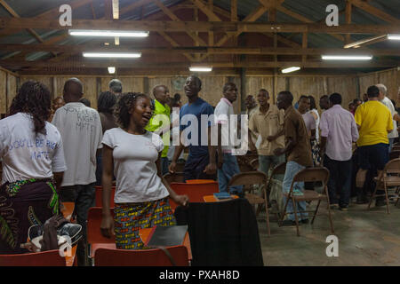 Une série d'images du Mozambique d'aider la construction d'une église à Xai Xai Banque D'Images