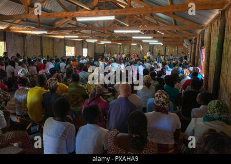 Une série d'images du Mozambique d'aider la construction d'une église à Xai Xai Banque D'Images