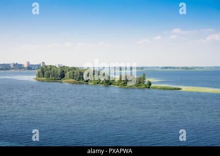 Vue de l'île sur le fleuve Dniepr Banque D'Images