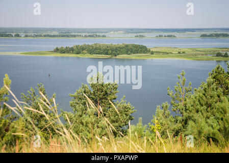 Vue de l'île sur le fleuve Dniepr Banque D'Images