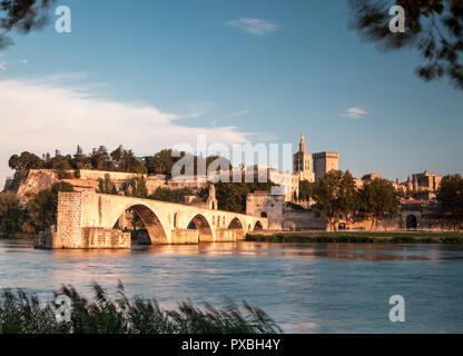 Pont Saint-Bénézet Avignon France Banque D'Images