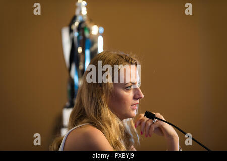 Kallang, Singapour. 20 Oct, 2018. Petra Kvitova de la République tchèque s'adresse à tous les médias au cours de l'heure d'accès du tournoi de tennis WTA Finale 2018 : Crédit7 AFP/ZUMA/Alamy Fil Live News Banque D'Images