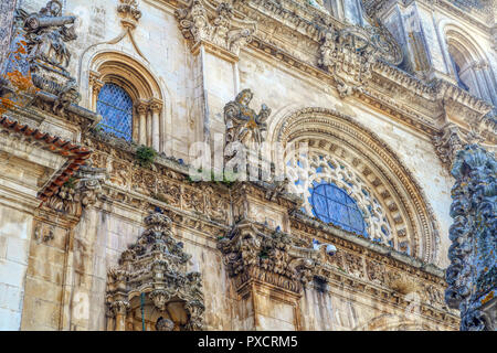 Détails de l'extérieur du monastère de Alcobaça, district de Leiria Portugal Le Monastère de Santa Maria d'Alcobaça (Alcobaca monastery) en Portu Banque D'Images