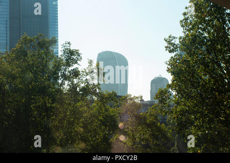 20 Fenchurch Street (talkie walkie) bâtiment vu de Finsbury Circus dans la ville de Londres Banque D'Images