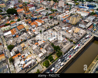 Maisons de quartier l'égalité. Economizadora street, Bairro da Luz Gare (Bairro da Luz), Sao Paulo au Brésil, en Amérique du Sud. Banque D'Images