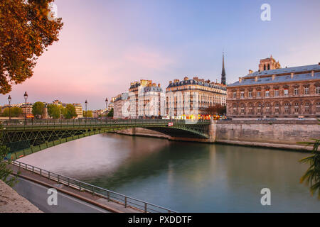 Nuit Ile de la Cité à Paris, France Banque D'Images