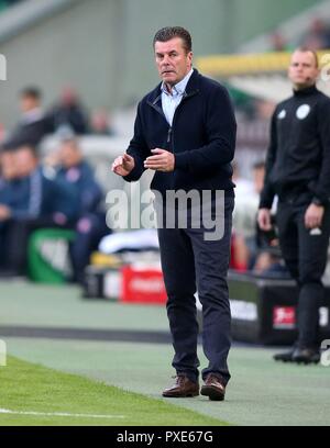 Mönchengladbach, Deutschland. 21 Oct, 2018. firo : 21.10.2018, football, 1.Bundesliga, la saison 2018/2019, Borussia Mönchengladbach - FSV FSV Mainz 05, Dieter Hecking, coach, Borussia Mönchengladbach Borussia Mönchengladbach BMG, gestes, expressions du visage, figure d'ensemble, l'utilisation de crédit dans le monde entier | : dpa/Alamy Live News Banque D'Images