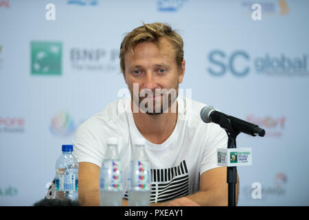 Kallang, Singapour. 22 octobre, 2018. Jiri Vanek, entraîneur de Petra Kvitova, parle aux médias lors de la finale du tournoi WTA de tennis 2018 Crédit : AFP7/ZUMA/Alamy Fil Live News Banque D'Images