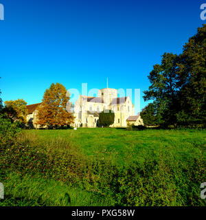 Hôpital de Saint Croix et Almhouses de Noble de la pauvreté, à l'automne au chaud soleil du soir, Winchester, Hampshire, Royaume-Uni Banque D'Images