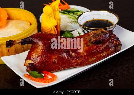 La cuisine chinoise - Delicous Peking Duck Banque D'Images