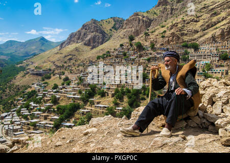 Portrait d'un Kurde iranien dans Hawraman village, Kordestan, Iran Banque D'Images
