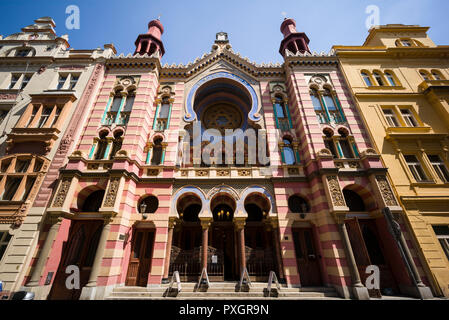 Prague. République tchèque. Synagogue jubilaire, alias Jérusalem Synagogue. Jeruzalémská 1310/7, 110 00 Praha 1. Conçue par Wilhelm Stiassny, et construite en 1 Banque D'Images