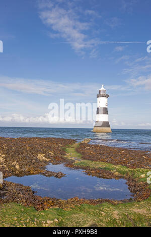 Du Phare à * 1963 : ouverture intégrale Penmon Point sur l'île d'Anglesey Banque D'Images