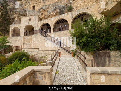 Monastère d'Agios Neofytos (Ayios Neophytos) grotte où Saint Neophytos la recluse a pris sa retraite au 12ème siècle. Banque D'Images