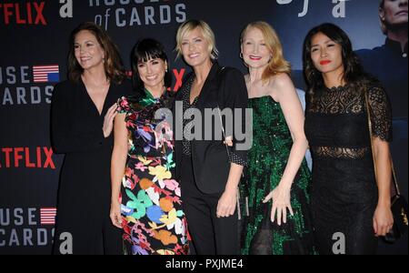 Los Angeles, CA, USA. 22 octobre, 2018. Diane Lane, Constance Zimmer, Robin Wright, Patricia Clarkson pour des arrivées au château de cartes Saison 6 Premiere, DGA complexe de cinéma, Los Angeles, CA, 22 octobre 2018. Credit : Elizabeth Goodenough/Everett Collection/Alamy Live News Banque D'Images