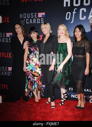 Los Angeles, CA, USA. 22 octobre, 2018. Diane Lane, Constance Zimmer, Robin Wright, Patricia Clarkson pour des arrivées au château de cartes Saison 6 Premiere, DGA complexe de cinéma, Los Angeles, CA, 22 octobre 2018. Credit : Elizabeth Goodenough/Everett Collection/Alamy Live News Banque D'Images