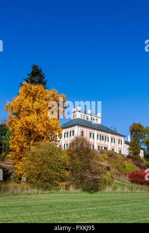 Zámek Ratibořice, Babiččino údolí, Česká republika / château Ratiborice, la région de Bohême de l'Est, République Tchèque Banque D'Images