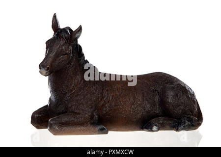 La figure d'un mulet pour l'ONG POTAL MEN Nativité isolé sur fond blanc Banque D'Images