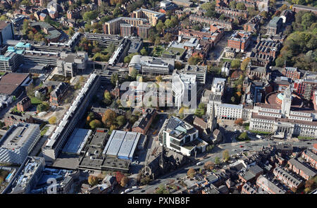 Vue aérienne de l'Université de Leeds, West Yorkshire, Royaume-Uni Banque D'Images