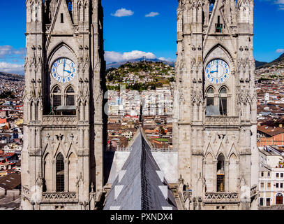 Basilique du Vœu National, Vieille Ville, Quito, Équateur, la province de Pichincha Banque D'Images