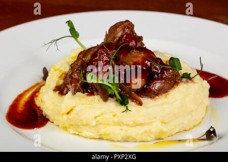 Foie de boeuf avec purée de pommes de terre Banque D'Images