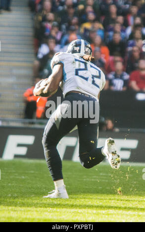 21 octobre 2018 LONDRES, ANGLETERRE - 21 OCTOBRE : NFL International Series - Titans de Tennessee Titans Chargeurs d'utiliser de nouveau Derrick Henry (22) - Credit Glamourstock Banque D'Images