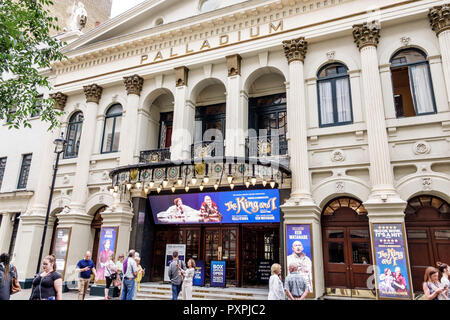 Londres Angleterre, Royaume-Uni, Soho, Palladium Theatre Theatre Theatre, façade extérieure, lieu de spectacle, bâtiment historique, King & I, comédie musicale, panneau d'affichage, marquise, Royaume-Uni GB Engl Banque D'Images