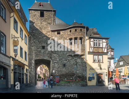 Porte de ville dans le centre historique de la vieille ville de Cochem, Allemagne Banque D'Images
