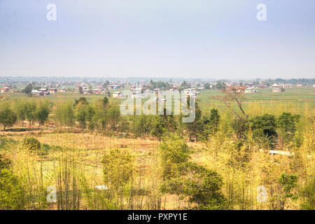 Vue sur la campagne du lac Inle, l'une des principales attractions touristiques du Myanmar Banque D'Images