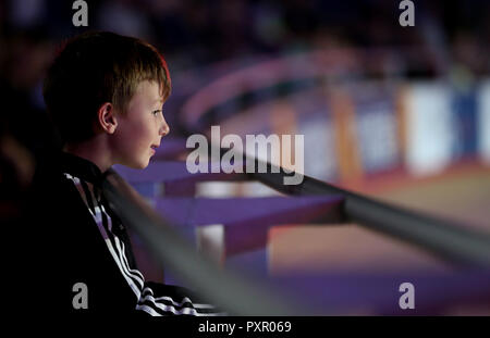 Vue générale des spectateurs au cours du premier jour de la série des six jours à Lee Valley Velopark, Londres. APPUYEZ SUR ASSOCIATION photo. Date de la photo: Mardi 23 octobre 2018. Le crédit photo devrait se lire: Steven Paston/PA Wire. Banque D'Images