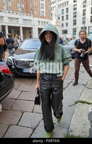 MILAN, ITALIE - 22 septembre 2018 : avant de Salvatore Ferragamo fashion show, Milan Fashion Week street style ? Banque D'Images