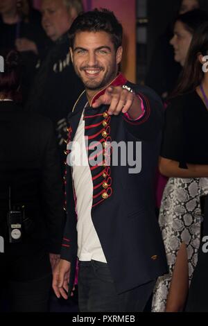 Maxi Iglesias assister à Bohemian Rhapsody - Première mondiale. Londres, Royaume-Uni. 23/10/2018 | Le monde d'utilisation Banque D'Images