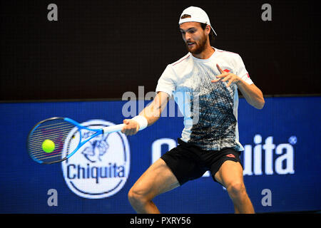 St Jakobshalle, Bâle, Suisse. 24 Oct, 2018. ATP World Tour, tennis intérieur suisse ; Joao Sousa (POR) en action contre Roberto Bautista Agut (ESP) au premier tour : Action Crédit Plus Sport/Alamy Live News Banque D'Images