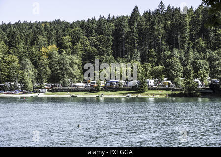 Blick auf den Walchensee, Tölzer Land, Isarwinkel, Bayern, Oberbayern, Deutschland Banque D'Images