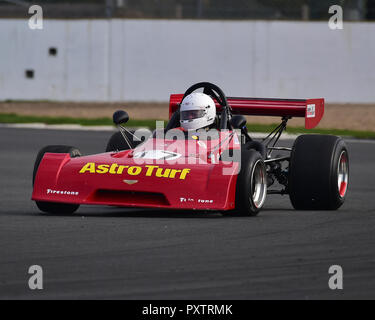 Bletsoe Michael Brown, Chevron B27, Derek Bell trophée, la Formule Atlantique, Formule 2, Formule 5000, HSCC Silverstone, finale, Silverstone, octobre 2018, Banque D'Images