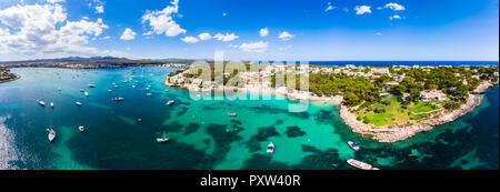 Espagne, Majorque, Puerto del Carmen, Punta de ses Crestes, Baie de Portocolom et Cala d'Parbacana Banque D'Images