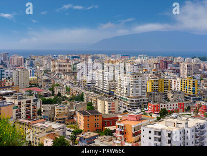 L'Albanie, Vlora, paysage urbain vu de hill Kuzum Baba Banque D'Images